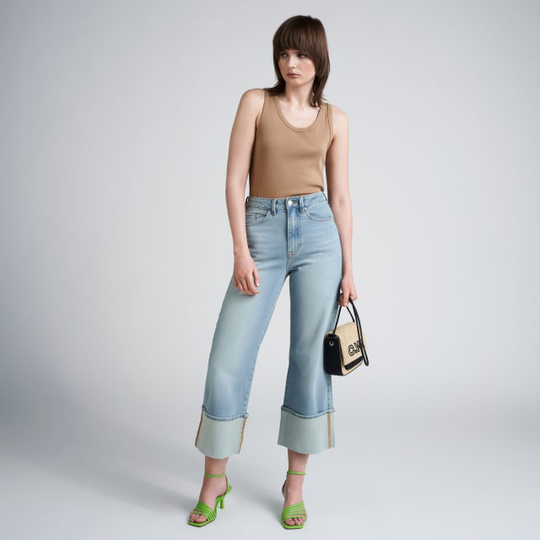Jeans med uppvikta benslut BELLAMY