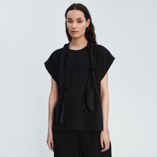 Boxig blus med scarf SCARLETT